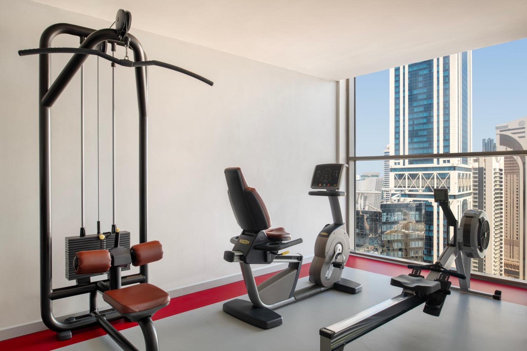 โรงแรมดุสิต โดฮา ภายนอก รูปภาพ Fitness Center
